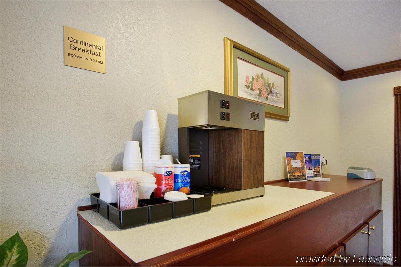 Americas Best Value Inn Near Downtown Нэшвилл Ресторан фото
